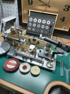 Machine de polissage et de meulage intégrée de haute qualité pour outils de montre en métal, marque <span class=keywords><strong>WG</strong></span>, pour le raffermissement des fonds de boîtier et des bracelets métalliques faits à la main - Product Image 5