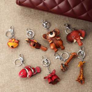 Nouveauté : Pendentifs 3D souples et réalistes <span class=keywords><strong>en</strong></span> cuir véritable, inspirés de fruits, légumes et animaux mignons, pour porte-clés et breloques de sac à main - Product Image 1