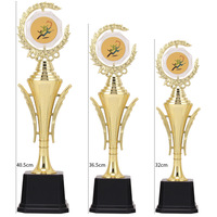 Trophées créatifs Shinkemo en plastique en forme de branche d'olivier, vente en gros directe d'usine, design rotatif, fabriqués en Chine pour les enfants