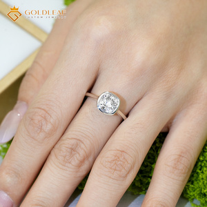 Anillo de Diamante Moissanite con Corte Cojín Goldleaf, Superventas, Chapado en Plata de Ley 925, Anillo de Boda para Aniversario, de Terceros - Product Image 3