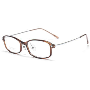 Lunettes de myopie ultra-légères de haute qualité petite monture de diamant anti-lumière bleue pour femmes et hommes avec des chiffres élevés en gros - Product Image 5