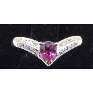 Anello con diamanti e rubino in oro 14k - Product Image 2