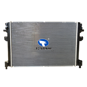 Chine <span class=keywords><strong>Intercooler</strong></span> pour AUDI A3 / VOLKSWAGEN <span class=keywords><strong>Golf</strong></span> <span class=keywords><strong>7</strong></span> 2.0T OEM 5Q0121251GB <span class=keywords><strong>Intercooler</strong></span> Kit de refroidisseur intermédiaire de système de refroidissement automatique en aluminium - Product Image 6