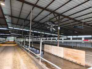 Ventilador de Panel con Sistema de Control por Aplicación para Agricultura Inteligente y Gestión del Entorno Ganadero - Product Image 4