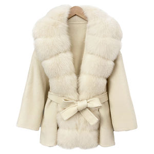 Abrigo de Primavera Elegante e Informal para Mujer, de Punto Suave, de Poliéster de Doble Cara, con Cuello de Piel de Zorro Genuina Teñida, Cuello y Puños Desmontables - Product Image 3