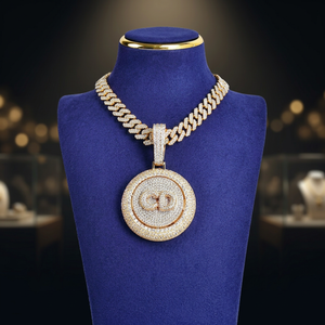 Collar con colgante de moissanita helada chapado en rodio y plata, con dije de moneda, cadena cubana, joyería unisex estilo Hip Hop, para fiesta, Luxira Jewels Micro - Product Image 3