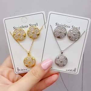 Collier chaîne à maillons en laiton plaqué or 14 carats tendance et très vendu en 2025, élégant et polyvalent, cadeau unisexe - Product Image 5