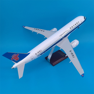 Modelo de Avión de Resina Fundida a Presión <span class=keywords><strong>COMAC</strong></span> C919 de China Southern Airlines de 47 cm con Luz LED, Escala 1/80, Adorno de Aviación con Base de Exhibición - Product Image 6