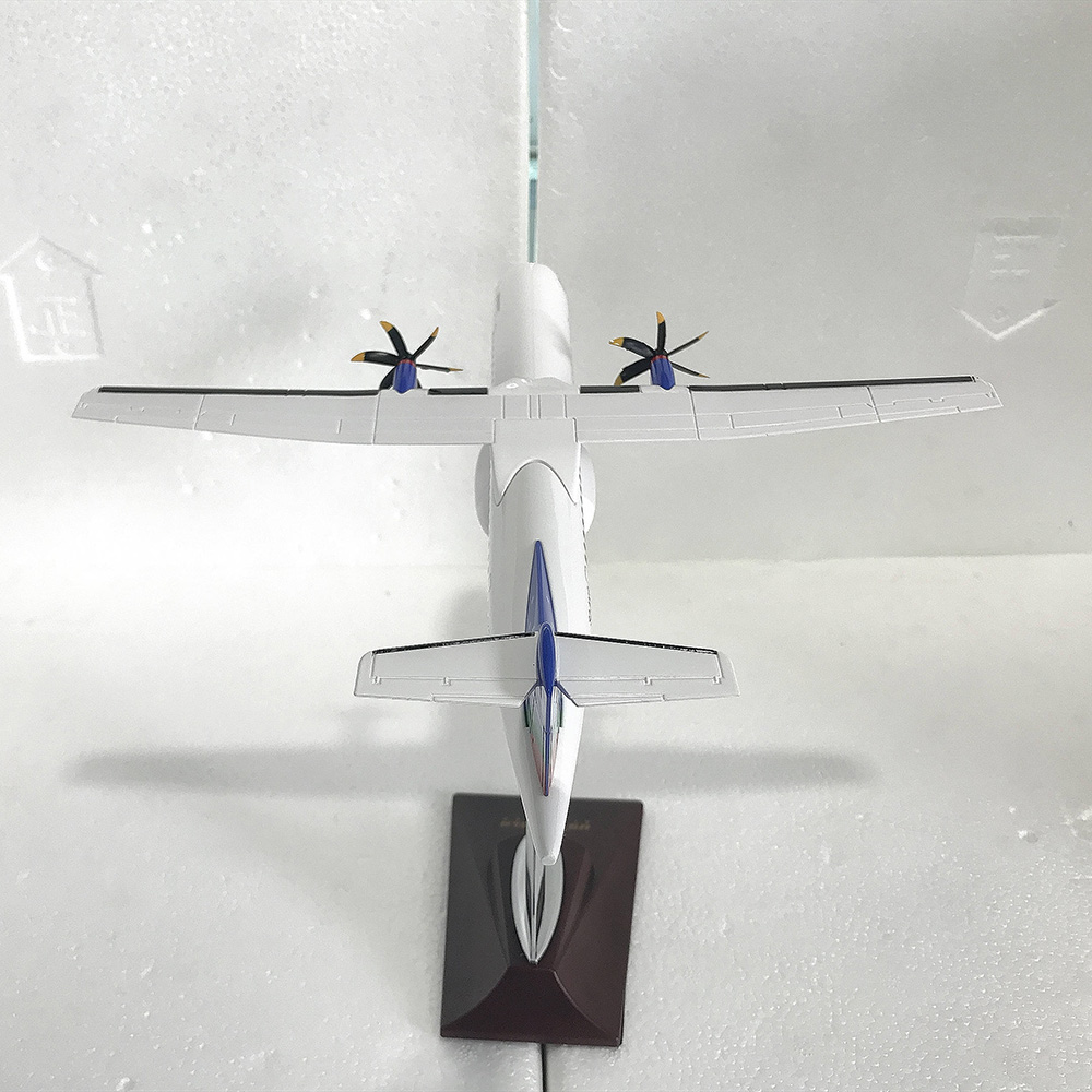 1/100 Scale 27cm US-Bangla Airlines ATR 72-600 Plane Diecast Resin