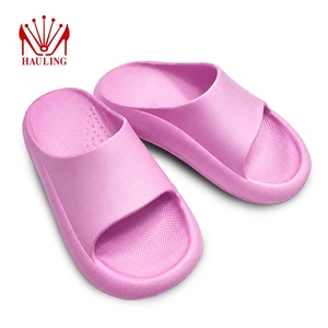 Sandalias ligeras de EVA con suela gruesa y acolchada impermeable, antideslizantes para baño, playa y exteriores. - Product Image 4