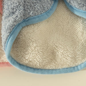 Albornoz OEM para mascotas, ropa para perros <span class=keywords><strong>de</strong></span> secado rápido, toalla, abrigo envolvente para todo el cuerpo para gatos, albornoz <span class=keywords><strong>de</strong></span> <span class=keywords><strong>baño</strong></span> grueso para ropa <span class=keywords><strong>de</strong></span> mascotas - Product Image 6