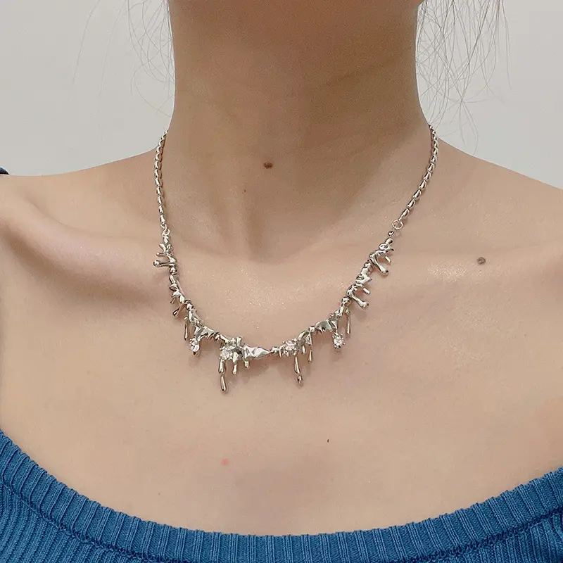 2024 à la mode été liquide métal lave collier argent plaqué cristal collier bijoux pour femmes filles