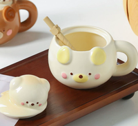 Tasses et mugs en céramique motif ours de dessin animé avec cuillères à couvercle – Cadeaux écologiques et durables pour hommes et femmes, tasses à café pour le petit-déjeuner