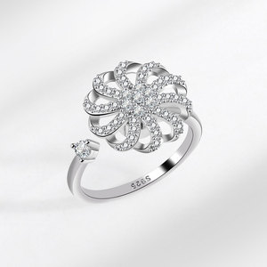 Bagues anti-stress en zircone cubique, bijoux en cuivre plaqué rhodium, flocon de neige rotatif personnalisé, bijoux anti-anxiété pour femmes - Product Image 2