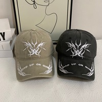 Gorra de algodón lavado con patrón de llamas Y2K, estilo casual, para uso diario y viajes, con logo personalizado, protección UV, accesorio para la cabeza multicolor.