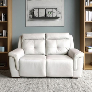 Ensemble canapé inclinable moderne haut de gamme en cuir conçu sur mesure rembourrage fonctionnel en tissu avec cadre en métal en vente - Product Image 1