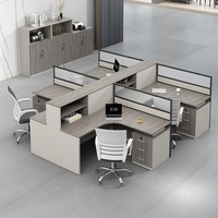 Ensemble de bureaux de travail en bois en forme de L, style minimaliste moderne, pour une personne, deux personnes, quatre personnes, plusieurs personnes, avec chaises et cloisons de séparation
