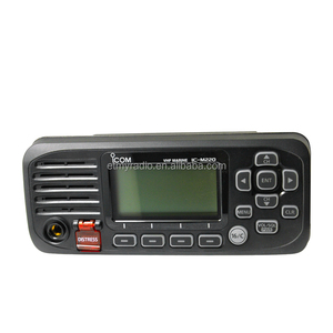 Radio VHF marina Icom IC-M220 con DSC Clase D, resistente al agua IPX7, montaje fijo para embarcaciones y yates, transceptor - Product Image 1