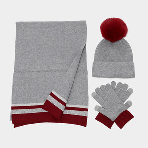 Ski chaud automne Pom Pom tricoté chapeau gants et <span class=keywords><strong>écharpe</strong></span> hiver femmes hiver trois pièces <span class=keywords><strong>ensemble</strong></span> - Product Image 1