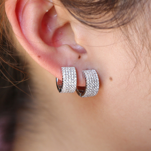 8-10mm <span class=keywords><strong>Mini</strong></span> cerchio moda europea Minimal delicato gioiello Design Micro spiave Cz cerchio orecchino - Product Image 6