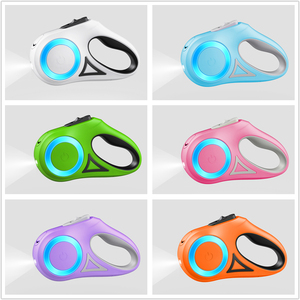 Einziehbare Haustier leine mit Touch Light, LED-Taschenlampe, 10 Fuß, 360 ° ohne Verwicklung, Ein-Knopf-Bremse und Schloss, rutsch fester weicher TPR-Griff - Product Image 4