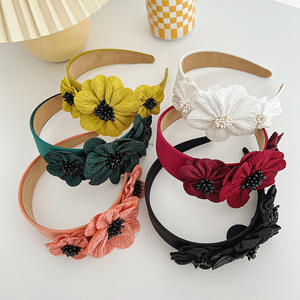 Accessoires de cheveux élégants vintage de style coréen pour femmes-vente en gros exagéré côté perle fleur large bandeau - Product Image 4