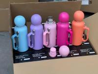 Tasses à thé en acier inoxydable de 1300ml Gourde Mate Cup Bouteille d'eau isolée à double paroi personnalisée