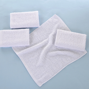 業務用白テリー綿クリーニングクロス 14×16cm 自動車のディテーリング＆メンテナンス用工業用拭き取りクロス - Product Image 2