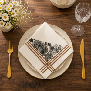 Serviette en coton de qualité supérieure avec imprimé de feuilles botaniques et bordure rayée |   Serviette de table élégante en coton imprimé pour la table à manger - Product Image 2