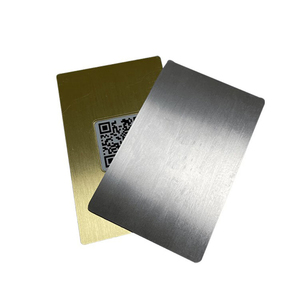 Gravação A Laser Personalizada Luxo Em Branco RFID NFC Chip Cartão De Metal De Ouro Com Código QR - Product Image 3