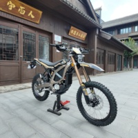 Moto tout-terrain électrique Surron Ultra Bee 2026, 24,5 kW, 520 Nm, 74 V, 60 Ah, pour la conduite en tout-terrain et les sentiers d'aventure