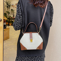 Sacs à main tendance pour jeunes femmes, sacs à fermoir, sacs à main de créateur pour femmes, sacs à main pour femmes