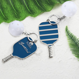 Llavero creativo de pala de pickleball de aleación de zinc metálica con esmalte multicolor, personalizado con bola de plástico para colgante de bolsa deportiva - Product Image 3