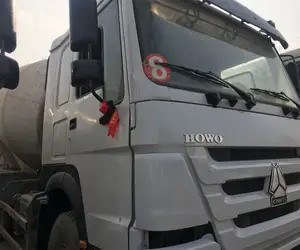 Xe Tải Trộn Bê Tông Hino 700 500 Đã Qua Sử Dụng Của Nhật Bản Xe Tải Trộn Bê Tông Howo Shacman 8cbm 14cbm 12cbm 10cbm Phụ Tùng Sơn Gốc