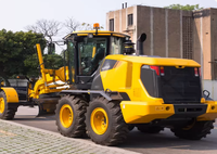 Niveleuse à moteur robuste 4215D 18t avec lame de nivellement de 4270 mm, lame frontale et scarificateur arrière en option