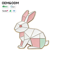 Maßgefertigtes Geometrisches Fuchs-Souvenir-Abzeichen aus Zinklegierung mit Emaille-Pin OEM ODM Tierliebhaber-Accessoire Minimalistisches Outfit-Accessoire Origami-Fuchs-Abzeichen