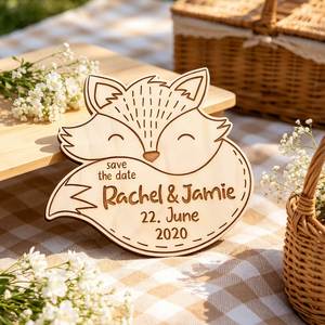 Plaque personnalisée en bois gravée au laser avec nom et date, pour annonce de mariage, thème forêt rustique - Product Image 2