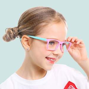 Gafas de Sol Cuadradas para Niños y Niñas con Logotipo Personalizado, Gafas de Moda para Niños, Gafas con Bloqueo de Luz Azul, Monturas de Gafas para Niños Anti Luz Azul - Product Image 3