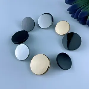 Chiusura 4 parti bottoni a scatto faccia piatta in metallo in lega di zinco per il nuovo Design personalizzato placcatura gambo rotondo Logo personalizzato pulsanti a scatto