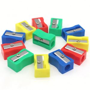 Sacapuntas de Plástico de Una Sola Abertura X530 para Lápices, Venta al por Mayor - Product Image 1
