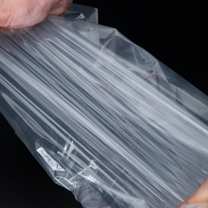 Sacs auto-adhésifs transparents en plastique pour vêtements, sacs de rangement rectangulaires anti-poussière pour placard, organisateur d'emballage général - Product Image 2
