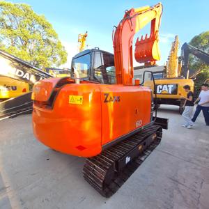 Poids en ordre de marche de 6 tonnes 95% Nouvelle pelle sur chenilles Hitachi ZX60 également disponible Modèles d'occasion ZX60 en VENTE - Product Image 2