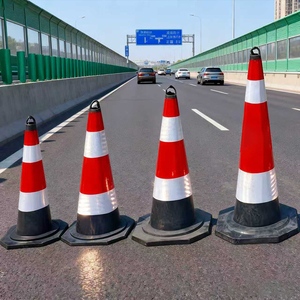 Poteau de signalisation routière réfléchissant en caoutchouc, type cône, pour interdiction de stationnement, barricade de circulation, cône de signalisation routière, produit d'avertissement de circulation - Product Image 1