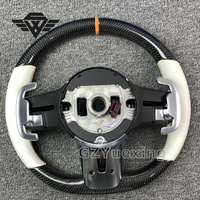 Accessoires d'intérieur de voiture personnalisés pour Mercedes Benz W204 W218 W214 W212 C63 Classe A Classe C Classe E Volant en fibre de carbone