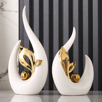 Personnalisation Nouveau produit Art moderne Forme géométrique antique Ornements de Noël en céramique émaillée faits à la main Décoration de salon Décoration de la maison