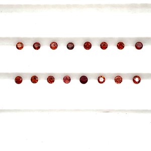 Piedras Preciosas Sueltas de Granate Rojo Natural de 2 mm, Corte Redondo Facetado, para la Fabricación de Joyas, Piedra de Granate Redonda Calibrada, Precio al por Mayor - Product Image 2