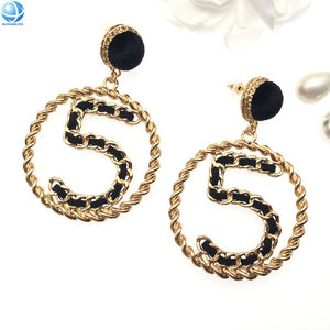 Joyería <span class=keywords><strong>de</strong></span> moda CC GG Número 5 Pendientes colgantes Joyas reutilizadas chapadas en oro Pendientes <span class=keywords><strong>de</strong></span> tuerca inspirados en diseñador <span class=keywords><strong>de</strong></span> marca famosa - Product Image 2