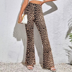 Ropa de primavera <span class=keywords><strong>Pantalones</strong></span> de mujer Ropa activa Spandex Yoga <span class=keywords><strong>Pantalones</strong></span> acampanados Cintura alta Sexy Caderas elevadas <span class=keywords><strong>Pantalones</strong></span> acampanados con estampado de leopardo - Product Image 1
