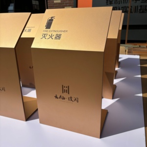 Realty Business Hotel Mall Señal de advertencia para la colocación de soporte de metal de acero inoxidable <span class=keywords><strong>en</strong></span> el piso Extintores de incendios - Product Image 1