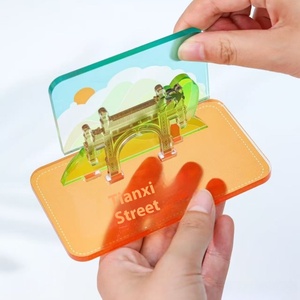 Version de support de bureau de carte de bureau acrylique réglable d'angle pratique et pratique pour les badges de nom de réunions de bureau - Product Image 2